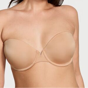 VICTORIA'S SECRET BARE
Lightly Lined Smooth Strapless Bra 36D color tan.